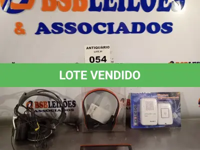 LOTE 054 - 02 FONES DE OUVIDO ,01 GPS E 01 CAMPAINHA WIRELESS. (NO ESTADO, LEILÃO NÃO TEM GARANTIA E NEM DEVOLUÇÃO, SUJEITO A POSSÍVEIS AVARIAS VISÍVEIS/OCULTAS E/OU AUSÊNCIA DE COMPONENTES).