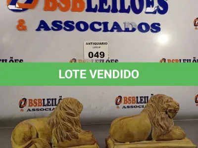 LOTE 049 - 02 LEÕES SERRAS LIVROS PARA DECORAÇÃO. (NO ESTADO, LEILÃO NÃO TEM GARANTIA E NEM DEVOLUÇÃO, SUJEITO A POSSÍVEIS AVARIAS VISÍVEIS/OCULTAS E/OU AUSÊNCIA DE COMPONENTES).