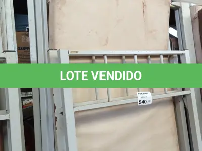 LOTE 540 - 01 CAMA BELICHE EM METAL. (NO ESTADO, LEILÃO NÃO TEM GARANTIA E NEM DEVOLUÇÃO, SUJEITO A POSSÍVEIS AVARIAS VISÍVEIS/OCULTAS E/OU AUSÊNCIA DE COMPONENTES).