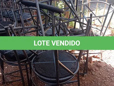 LOTE 639 - 01 LOTE COM VÁRIAS CADEIRAS DE FERRO COM AVARIAS. (NO ESTADO, LEILÃO NÃO TEM GARANTIA E NEM DEVOLUÇÃO, SUJEITO A POSSÍVEIS AVARIAS VISÍVEIS/OCULTAS E/OU AUSÊNCIA DE COMPONENTES).