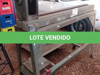 LOTE 642 - 01 CAVALETE PARA TORNO. (NO ESTADO, LEILÃO NÃO TEM GARANTIA E NEM DEVOLUÇÃO, SUJEITO A POSSÍVEIS AVARIAS VISÍVEIS/OCULTAS E/OU AUSÊNCIA DE COMPONENTES).