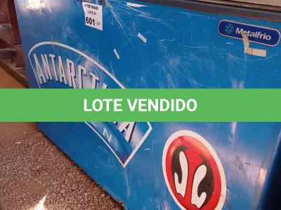 LOTE 601 - 01 FREEZER HORIZONTAL COM 01 TAMPA SEM O MOTOR. (NO ESTADO, LEILÃO NÃO TEM GARANTIA E NEM DEVOLUÇÃO, SUJEITO A POSSÍVEIS AVARIAS VISÍVEIS/OCULTAS E/OU AUSÊNCIA DE COMPONENTES).