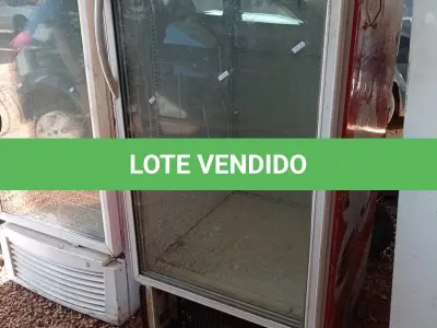 LOTE 605 - 01 CERVEJEIRA MARCA GELOPAR 220V. (NO ESTADO, LEILÃO NÃO TEM GARANTIA E NEM DEVOLUÇÃO, SUJEITO A POSSÍVEIS AVARIAS VISÍVEIS/OCULTAS E/OU AUSÊNCIA DE COMPONENTES).