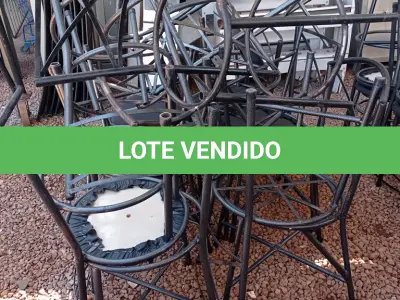 LOTE 635 - 01 LOTE COM VÁRIAS CADEIRAS DE FERRO COM AVARIAS. (NO ESTADO, LEILÃO NÃO TEM GARANTIA E NEM DEVOLUÇÃO, SUJEITO A POSSÍVEIS AVARIAS VISÍVEIS/OCULTAS E/OU AUSÊNCIA DE COMPONENTES).