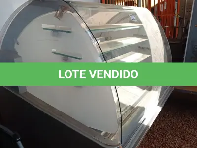 LOTE 613 - 01 BALCÃO REFRIGERADO PARA TORTERIA. (NO ESTADO, LEILÃO NÃO TEM GARANTIA E NEM DEVOLUÇÃO, SUJEITO A POSSÍVEIS AVARIAS VISÍVEIS/OCULTAS E/OU AUSÊNCIA DE COMPONENTES).