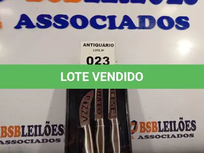LOTE 023 - 01 JOGO DE FACAS PARA QUEIJOS. (NO ESTADO, LEILÃO NÃO TEM GARANTIA E NEM DEVOLUÇÃO, SUJEITO A POSSÍVEIS AVARIAS VISÍVEIS/OCULTAS E/OU AUSÊNCIA DE COMPONENTES).