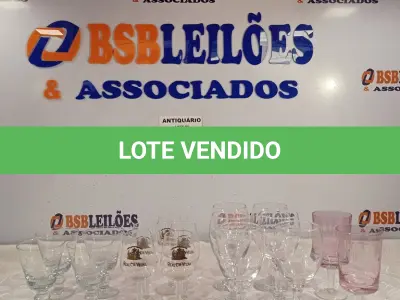LOTE 007 - 15 TAÇAS PARA VINHOS E LICORES. (NO ESTADO, LEILÃO NÃO TEM GARANTIA E NEM DEVOLUÇÃO, SUJEITO A POSSÍVEIS AVARIAS VISÍVEIS/OCULTAS E/OU AUSÊNCIA DE COMPONENTES).