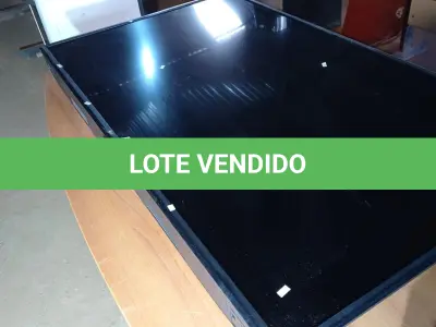 LOTE 490 - 01 TV LG 60” POL PARA RETIRADA DE PEÇAS. (NO ESTADO, LEILÃO NÃO TEM GARANTIA E NEM DEVOLUÇÃO, SUJEITO A POSSÍVEIS AVARIAS VISÍVEIS/OCULTAS E/OU AUSÊNCIA DE COMPONENTES).
