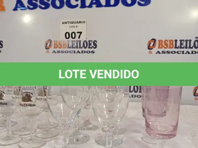 LOTE 007 - 15 TAÇAS PARA VINHOS E LICORES. (NO ESTADO, LEILÃO NÃO TEM GARANTIA E NEM DEVOLUÇÃO, SUJEITO A POSSÍVEIS AVARIAS VISÍVEIS/OCULTAS E/OU AUSÊNCIA DE COMPONENTES).