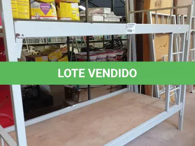 LOTE 550 - 01 CAMA BELICHE EM METAL. (NO ESTADO, LEILÃO NÃO TEM GARANTIA E NEM DEVOLUÇÃO, SUJEITO A POSSÍVEIS AVARIAS VISÍVEIS/OCULTAS E/OU AUSÊNCIA DE COMPONENTES).