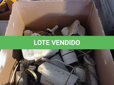 LOTE 523 - 01 LOTE COM VÁRIAS CÂMERAS DE SEGURANÇA MARCAS E MODELOS DIVERSOS. (NO ESTADO, LEILÃO NÃO TEM GARANTIA E NEM DEVOLUÇÃO, SUJEITO A POSSÍVEIS AVARIAS VISÍVEIS/OCULTAS E/OU AUSÊNCIA DE COMPONENTES).