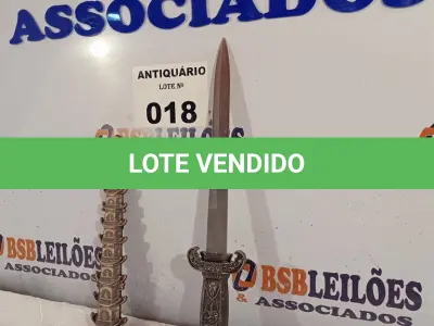LOTE 018 - 01 PUNHAL PARA DECORAÇÃO. (NO ESTADO, LEILÃO NÃO TEM GARANTIA E NEM DEVOLUÇÃO, SUJEITO A POSSÍVEIS AVARIAS VISÍVEIS/OCULTAS E/OU AUSÊNCIA DE COMPONENTES).