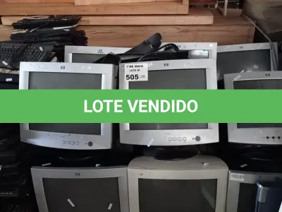 LOTE 505 - 01 LOTE COM GRANDE QUANTIDADE DE TECLADOS PARA PC E MONITORES DE TUBO MARCAS E MODELOS DIVERSOS PARA RETIRADA DE PEÇAS. (NO ESTADO, LEILÃO NÃO TEM GARANTIA E NEM DEVOLUÇÃO, SUJEITO A POSSÍVEIS AVARIAS VISÍVEIS/OCULTAS E/OU AUSÊNCIA DE COMPONENTES).