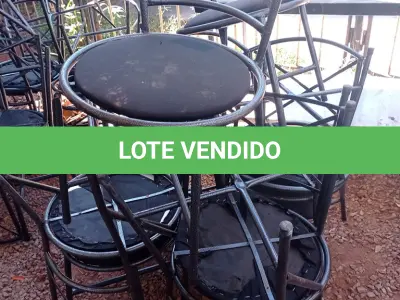 LOTE 645 - 01 LOTE COM VÁRIAS CADEIRAS DE FERRO COM AVARIAS. (NO ESTADO, LEILÃO NÃO TEM GARANTIA E NEM DEVOLUÇÃO, SUJEITO A POSSÍVEIS AVARIAS VISÍVEIS/OCULTAS E/OU AUSÊNCIA DE COMPONENTES).
