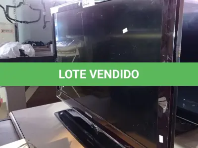 LOTE 532 - 01 TV SAMSUNG 37” POL PARA RETIRADA DE PEÇAS. (NO ESTADO, LEILÃO NÃO TEM GARANTIA E NEM DEVOLUÇÃO, SUJEITO A POSSÍVEIS AVARIAS VISÍVEIS/OCULTAS E/OU AUSÊNCIA DE COMPONENTES).