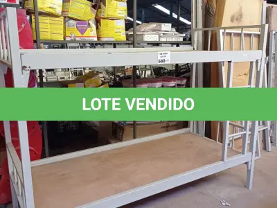 LOTE 580 - 01 CAMA BELICHE EM METAL. (NO ESTADO, LEILÃO NÃO TEM GARANTIA E NEM DEVOLUÇÃO, SUJEITO A POSSÍVEIS AVARIAS VISÍVEIS/OCULTAS E/OU AUSÊNCIA DE COMPONENTES).