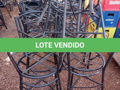 LOTE 641 - 01 LOTE COM VÁRIAS CADEIRAS DE FERRO COM AVARIAS. (NO ESTADO, LEILÃO NÃO TEM GARANTIA E NEM DEVOLUÇÃO, SUJEITO A POSSÍVEIS AVARIAS VISÍVEIS/OCULTAS E/OU AUSÊNCIA DE COMPONENTES).
