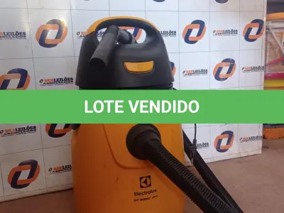 LOTE 563 - 01 ASPIRADOR DE PÓ MARCA ELECTROLUX MODELO GT3.000. (NO ESTADO, LEILÃO NÃO TEM GARANTIA E NEM DEVOLUÇÃO, SUJEITO A POSSÍVEIS AVARIAS VISÍVEIS/OCULTAS E/OU AUSÊNCIA DE COMPONENTES).