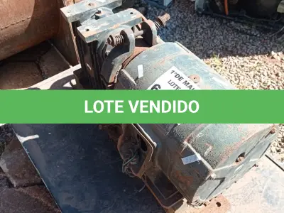 LOTE 611 - 01 MOTOR DE ELEVADOR COM REDUTOR (MOTOR QUEIMADO). (NO ESTADO, LEILÃO NÃO TEM GARANTIA E NEM DEVOLUÇÃO, SUJEITO A POSSÍVEIS AVARIAS VISÍVEIS/OCULTAS E/OU AUSÊNCIA DE COMPONENTES).