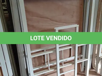 LOTE 530 - 01 CAMA BELICHE EM METAL. (NO ESTADO, LEILÃO NÃO TEM GARANTIA E NEM DEVOLUÇÃO, SUJEITO A POSSÍVEIS AVARIAS VISÍVEIS/OCULTAS E/OU AUSÊNCIA DE COMPONENTES).