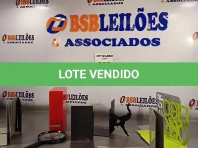 LOTE 055 - 01 LOTE COM VÁRIOS SERRA LIVROS. (NO ESTADO, LEILÃO NÃO TEM GARANTIA E NEM DEVOLUÇÃO, SUJEITO A POSSÍVEIS AVARIAS VISÍVEIS/OCULTAS E/OU AUSÊNCIA DE COMPONENTES).