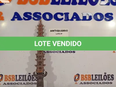 LOTE 018 - 01 PUNHAL PARA DECORAÇÃO. (NO ESTADO, LEILÃO NÃO TEM GARANTIA E NEM DEVOLUÇÃO, SUJEITO A POSSÍVEIS AVARIAS VISÍVEIS/OCULTAS E/OU AUSÊNCIA DE COMPONENTES).