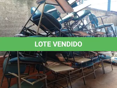 LOTE 599 - 10 CADEIRAS DE AUDITÓRIO. (NO ESTADO, LEILÃO NÃO TEM GARANTIA E NEM DEVOLUÇÃO, SUJEITO A POSSÍVEIS AVARIAS VISÍVEIS/OCULTAS E/OU AUSÊNCIA DE COMPONENTES).