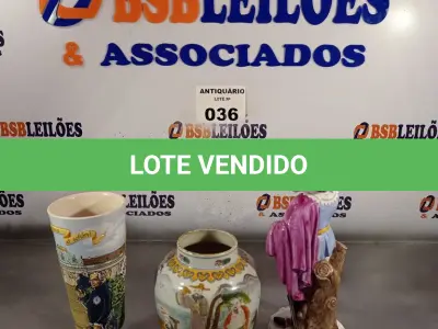 LOTE 036 - 01 COPO ,01 ESTATUETA E 01 JARRO EM CERÂMICA PARA DECORAÇÃO. (NO ESTADO, LEILÃO NÃO TEM GARANTIA E NEM DEVOLUÇÃO, SUJEITO A POSSÍVEIS AVARIAS VISÍVEIS/OCULTAS E/OU AUSÊNCIA DE COMPONENTES).