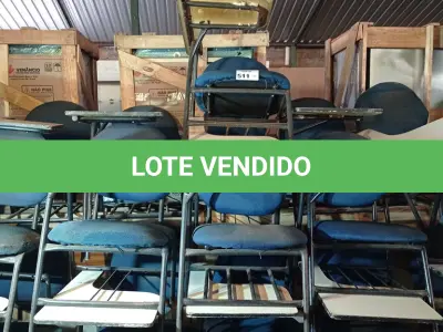 LOTE 511 - 10 CADEIRAS DE AUDITÓRIO. (NO ESTADO, LEILÃO NÃO TEM GARANTIA E NEM DEVOLUÇÃO, SUJEITO A POSSÍVEIS AVARIAS VISÍVEIS/OCULTAS E/OU AUSÊNCIA DE COMPONENTES).