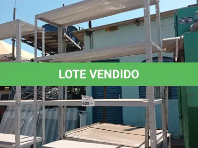 LOTE 628 - 01 ESTANTE DE FERRO COM 05 PRATELEIRAS. (NO ESTADO, LEILÃO NÃO TEM GARANTIA E NEM DEVOLUÇÃO, SUJEITO A POSSÍVEIS AVARIAS VISÍVEIS/OCULTAS E/OU AUSÊNCIA DE COMPONENTES).