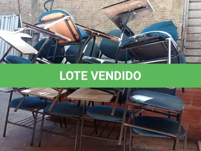 LOTE 598 - 10 CADEIRAS DE AUDITÓRIO. (NO ESTADO, LEILÃO NÃO TEM GARANTIA E NEM DEVOLUÇÃO, SUJEITO A POSSÍVEIS AVARIAS VISÍVEIS/OCULTAS E/OU AUSÊNCIA DE COMPONENTES).