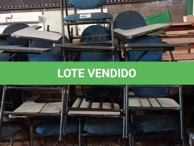 LOTE 506 - 10 CADEIRAS DE AUDITÓRIO. (NO ESTADO, LEILÃO NÃO TEM GARANTIA E NEM DEVOLUÇÃO, SUJEITO A POSSÍVEIS AVARIAS VISÍVEIS/OCULTAS E/OU AUSÊNCIA DE COMPONENTES).