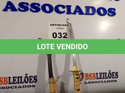 LOTE 032 - 01 KATANA DECORATIVA. (NO ESTADO, LEILÃO NÃO TEM GARANTIA E NEM DEVOLUÇÃO, SUJEITO A POSSÍVEIS AVARIAS VISÍVEIS/OCULTAS E/OU AUSÊNCIA DE COMPONENTES).