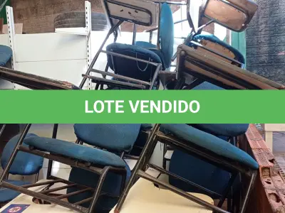 LOTE 596 - 10 CADEIRAS DE AUDITÓRIO. (NO ESTADO, LEILÃO NÃO TEM GARANTIA E NEM DEVOLUÇÃO, SUJEITO A POSSÍVEIS AVARIAS VISÍVEIS/OCULTAS E/OU AUSÊNCIA DE COMPONENTES).