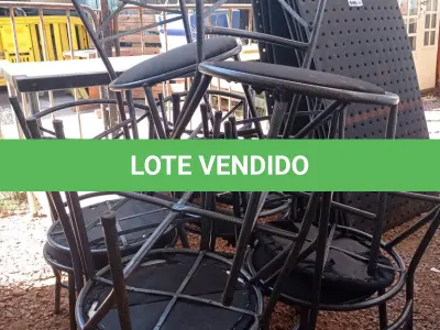 LOTE 645 - 01 LOTE COM VÁRIAS CADEIRAS DE FERRO COM AVARIAS. (NO ESTADO, LEILÃO NÃO TEM GARANTIA E NEM DEVOLUÇÃO, SUJEITO A POSSÍVEIS AVARIAS VISÍVEIS/OCULTAS E/OU AUSÊNCIA DE COMPONENTES).