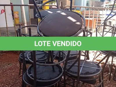 LOTE 638 - 01 LOTE COM VÁRIAS CADEIRAS DE FERRO COM AVARIAS. (NO ESTADO, LEILÃO NÃO TEM GARANTIA E NEM DEVOLUÇÃO, SUJEITO A POSSÍVEIS AVARIAS VISÍVEIS/OCULTAS E/OU AUSÊNCIA DE COMPONENTES).