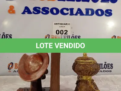 LOTE 002 - 02 PEÇAS PARA DECORAÇÃO. (NO ESTADO, LEILÃO NÃO TEM GARANTIA E NEM DEVOLUÇÃO, SUJEITO A POSSÍVEIS AVARIAS VISÍVEIS/OCULTAS E/OU AUSÊNCIA DE COMPONENTES).