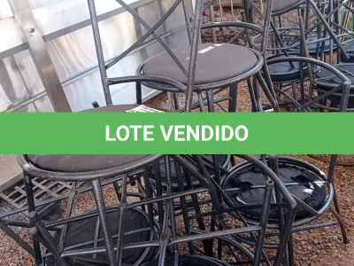 LOTE 637 - 01 LOTE COM VÁRIAS CADEIRAS DE FERRO COM AVARIAS. (NO ESTADO, LEILÃO NÃO TEM GARANTIA E NEM DEVOLUÇÃO, SUJEITO A POSSÍVEIS AVARIAS VISÍVEIS/OCULTAS E/OU AUSÊNCIA DE COMPONENTES).