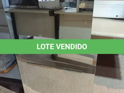 LOTE 183 - 03 ESPELHOS DE TAMANHOS DIVERSOS. (NO ESTADO, LEILÃO NÃO TEM GARANTIA E NEM DEVOLUÇÃO, SUJEITO A POSSÍVEIS AVARIAS VISÍVEIS/OCULTAS E/OU AUSÊNCIA DE COMPONENTES).