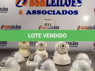 LOTE 031 - 01 LOTE COM VÁRIAS CÂMERAS DE SEGURANÇA MARCAS E MODELOS DIVERSOS. (NO ESTADO, LEILÃO NÃO TEM GARANTIA E NEM DEVOLUÇÃO, SUJEITO A POSSÍVEIS AVARIAS VISÍVEIS/OCULTAS E/OU AUSÊNCIA DE COMPONENTES).