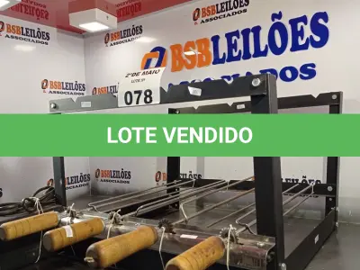 LOTE 078 - 01 SISTEMA DE ESPETOS GIRATÓRIOS PARA CHURRASQUEIRA. (NO ESTADO, LEILÃO NÃO TEM GARANTIA E NEM DEVOLUÇÃO, SUJEITO A POSSÍVEIS AVARIAS VISÍVEIS/OCULTAS E/OU AUSÊNCIA DE COMPONENTES).