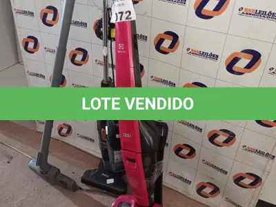 LOTE 072 - 03 ASPIRADORAS DE PÓ MARCAS E MODELOS DIVERSOS. (NO ESTADO, LEILÃO NÃO TEM GARANTIA E NEM DEVOLUÇÃO, SUJEITO A POSSÍVEIS AVARIAS VISÍVEIS/OCULTAS E/OU AUSÊNCIA DE COMPONENTES).