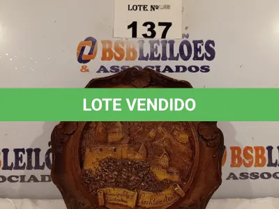 LOTE 137 - 01 PRATO DE PAREDE. (NO ESTADO, LEILÃO NÃO TEM GARANTIA E NEM DEVOLUÇÃO, SUJEITO A POSSÍVEIS AVARIAS VISÍVEIS/OCULTAS E/OU AUSÊNCIA DE COMPONENTES).