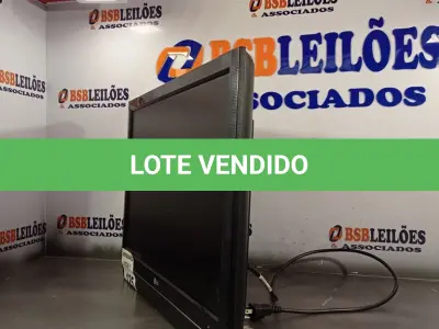 LOTE 125 - 01 MONITOR/ TV MARCA LG 22” POL COM SUPORTE DE PAREDE. (NO ESTADO, LEILÃO NÃO TEM GARANTIA E NEM DEVOLUÇÃO, SUJEITO A POSSÍVEIS AVARIAS VISÍVEIS/OCULTAS E/OU AUSÊNCIA DE COMPONENTES).