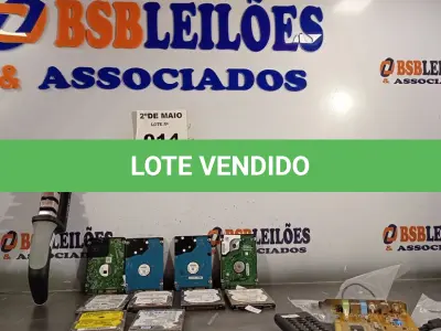 LOTE 014 - 01 AFIADOR DE FACAS, 01 PLACA DE VÍDEO E 10 HARD DISC PARA NOTEBOOK MARCAS E MODELOS DIVERSOS. (NO ESTADO, LEILÃO NÃO TEM GARANTIA E NEM DEVOLUÇÃO, SUJEITO A POSSÍVEIS AVARIAS VISÍVEIS/OCULTAS E/OU AUSÊNCIA DE COMPONENTES).