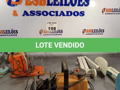 LOTE 198 - 02 BOMBAS DE VÁCUO E 02 APOIOS DE BRAÇO. (NO ESTADO, LEILÃO NÃO TEM GARANTIA E NEM DEVOLUÇÃO, SUJEITO A POSSÍVEIS AVARIAS VISÍVEIS/OCULTAS E/OU AUSÊNCIA DE COMPONENTES).