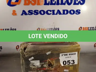 LOTE 053 - 01 BATERIA AUTOMOTIVA DE 100 AMPERES. (NO ESTADO, LEILÃO NÃO TEM GARANTIA E NEM DEVOLUÇÃO, SUJEITO A POSSÍVEIS AVARIAS VISÍVEIS/OCULTAS E/OU AUSÊNCIA DE COMPONENTES).