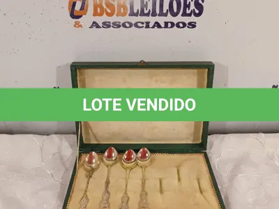 LOTE 146 - 04 TALHERES DE SOBREMESA EM PRATA. (NO ESTADO, LEILÃO NÃO TEM GARANTIA E NEM DEVOLUÇÃO, SUJEITO A POSSÍVEIS AVARIAS VISÍVEIS/OCULTAS E/OU AUSÊNCIA DE COMPONENTES).