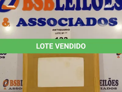 LOTE 133 - 01 QUADRO DECORATIVO. (NO ESTADO, LEILÃO NÃO TEM GARANTIA E NEM DEVOLUÇÃO, SUJEITO A POSSÍVEIS AVARIAS VISÍVEIS/OCULTAS E/OU AUSÊNCIA DE COMPONENTES).