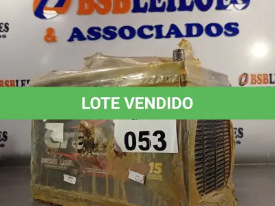LOTE 053 - 01 BATERIA AUTOMOTIVA DE 100 AMPERES. (NO ESTADO, LEILÃO NÃO TEM GARANTIA E NEM DEVOLUÇÃO, SUJEITO A POSSÍVEIS AVARIAS VISÍVEIS/OCULTAS E/OU AUSÊNCIA DE COMPONENTES).